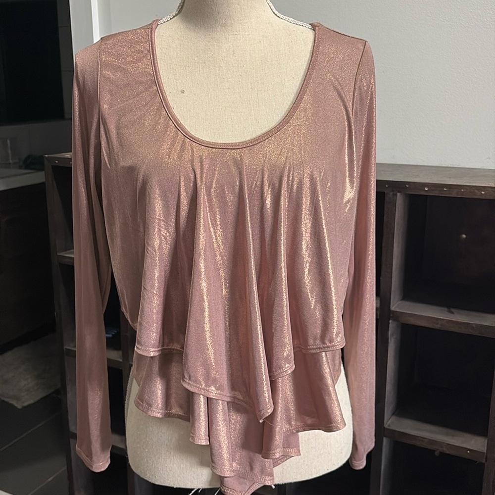 New Mode USA Sz M Shiny Blouse